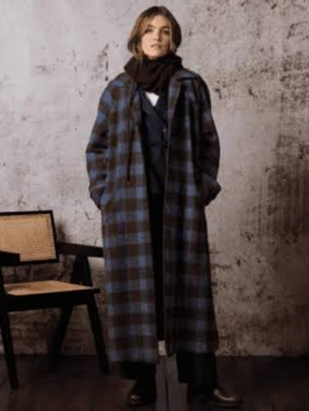 Diega Macialo Check Wool Coat in denim/coffee